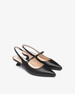 Chanel a Punta in Nera Tacco Rocchetto