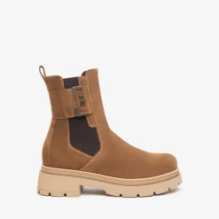 Chelsea Donna Camoscio Malto