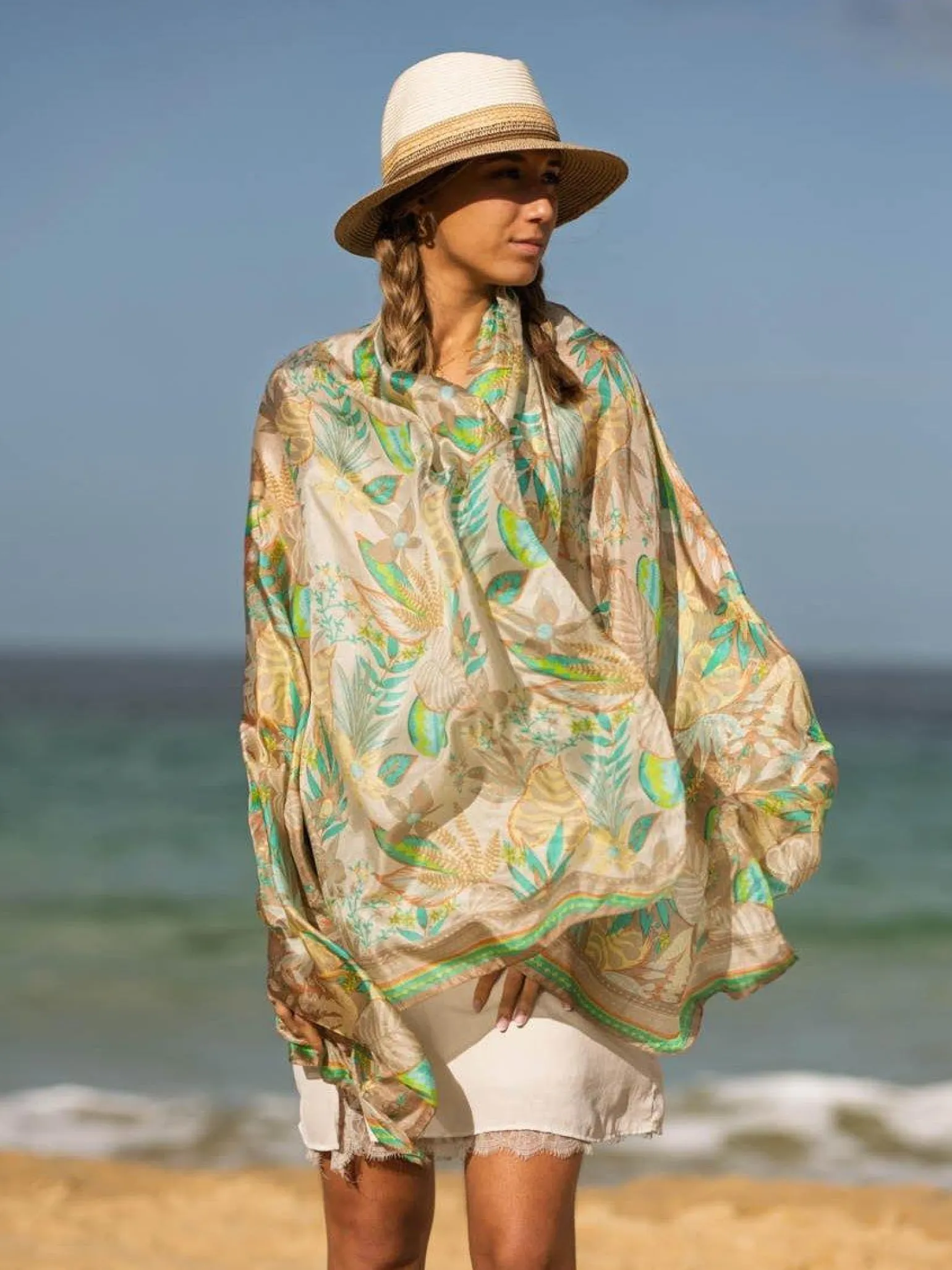 Foulard Pareo in Seta Stampa Beige
