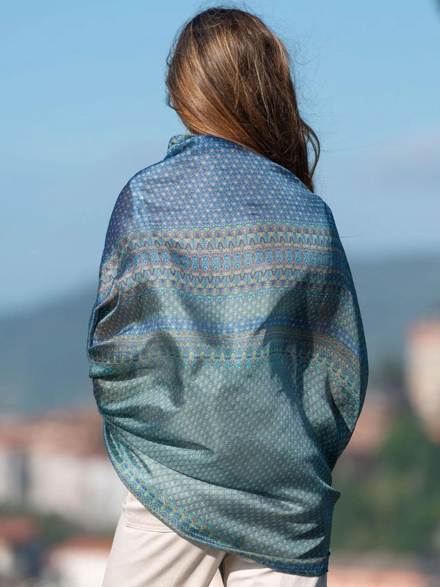 Foulard Pareo in Seta Stampa Cobalto