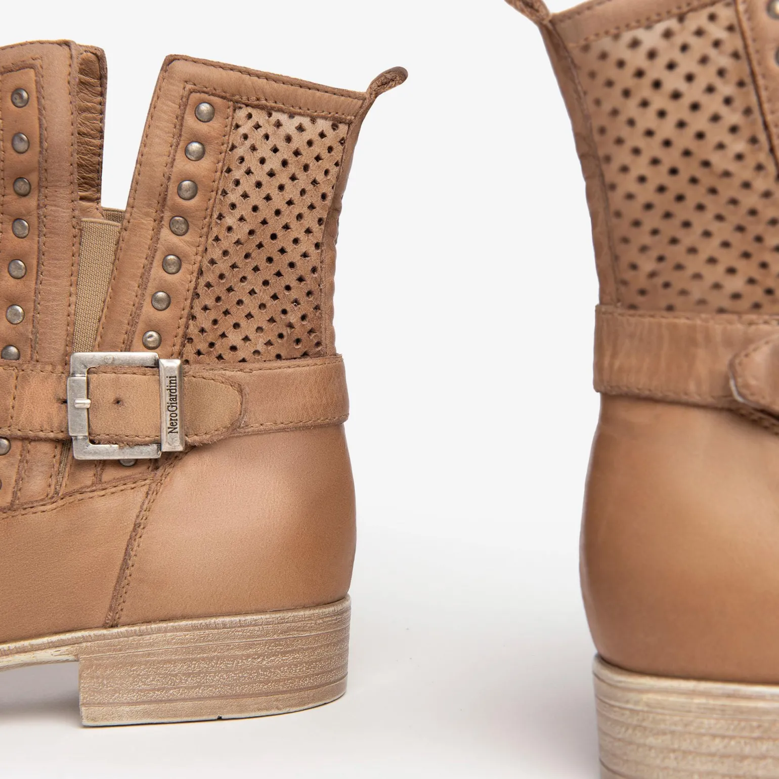 Stivaletti Bassi Donna in Pelle Cuoio