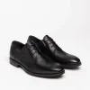 Stringata Uomo in Pelle Nera Derby